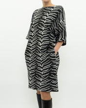 Load image into Gallery viewer, Vintage x Made in Canada x Knit Zebra Dress (XS-M)