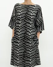 Load image into Gallery viewer, Vintage x Made in Canada x Knit Zebra Dress (XS-M)