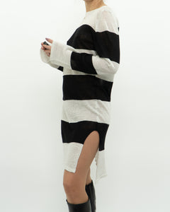 Vintage x Black, White Striped Shimmer Loose-fit Dress (XS-L)