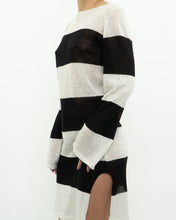 Load image into Gallery viewer, Vintage x Black, White Striped Shimmer Loose-fit Dress (XS-L)