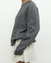 Load image into Gallery viewer, Modern x Grey Wool Soft Oversized Knit Sweater (XS-L)