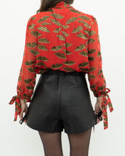 Load image into Gallery viewer, DONALD x ALICE + OLIVIA x Red Leopared Silk Patterned Blouse (XS-M)