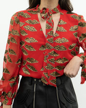 Load image into Gallery viewer, DONALD x ALICE + OLIVIA x Red Leopared Silk Patterned Blouse (XS-M)