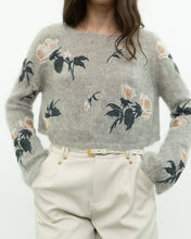 Load image into Gallery viewer, SNIDEL x Grey Floral Embroidered Mohair Sweater (XS-M)