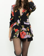 Load image into Gallery viewer, CINQ A SEPT x Black Floral Blazer (XS, S)