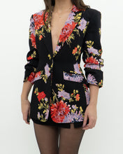 Load image into Gallery viewer, CINQ A SEPT x Black Floral Blazer (XS, S)