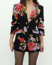 Load image into Gallery viewer, CINQ A SEPT x Black Floral Blazer (XS, S)