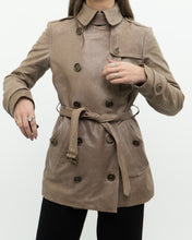 Load image into Gallery viewer, Vintage x BURBERRY BRIT x Lined Beige Faded Leather Jacket (XS, S)