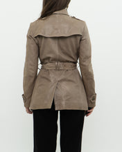 Load image into Gallery viewer, Vintage x BURBERRY BRIT x Lined Beige Faded Leather Jacket (XS, S)