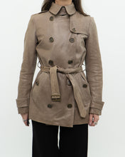 Load image into Gallery viewer, Vintage x BURBERRY BRIT x Lined Beige Faded Leather Jacket (XS, S)