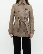 Load image into Gallery viewer, Vintage x BURBERRY BRIT x Lined Beige Faded Leather Jacket (XS, S)