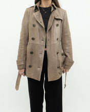 Load image into Gallery viewer, Vintage x BURBERRY BRIT x Lined Beige Faded Leather Jacket (XS, S)