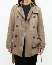 Load image into Gallery viewer, Vintage x BURBERRY BRIT x Lined Beige Faded Leather Jacket (XS, S)