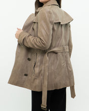 Load image into Gallery viewer, Vintage x BURBERRY BRIT x Lined Beige Faded Leather Jacket (XS, S)