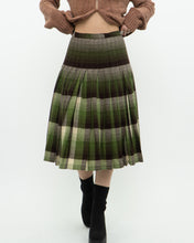 Load image into Gallery viewer, Vintage x Green Plaid Reversible Wool Midi Skirt (S)