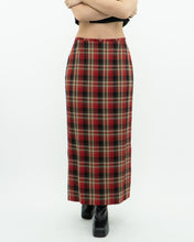 Load image into Gallery viewer, Vintage x Made in Canada x Red Plaid Midi Skirt (XS, S)