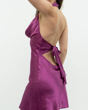 Load image into Gallery viewer, Vintage x LA VIE EN ROSE Magenta Satin Open Back Slip Dress (XS, S)