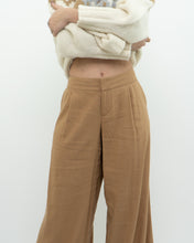 Load image into Gallery viewer, ALICE + OLIVIA x Camel Linen Wide Leg Pant (M)