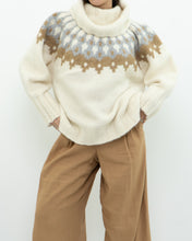 Load image into Gallery viewer, BANANA REPUBLIC x Angora-blend Hoiday Sweater (S-L)