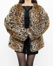 Load image into Gallery viewer, Vintage x REGAL FURS Faux Fur Cheetah Jacket (S-XL)