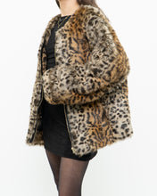 Load image into Gallery viewer, Vintage x REGAL FURS Faux Fur Cheetah Jacket (S-XL)