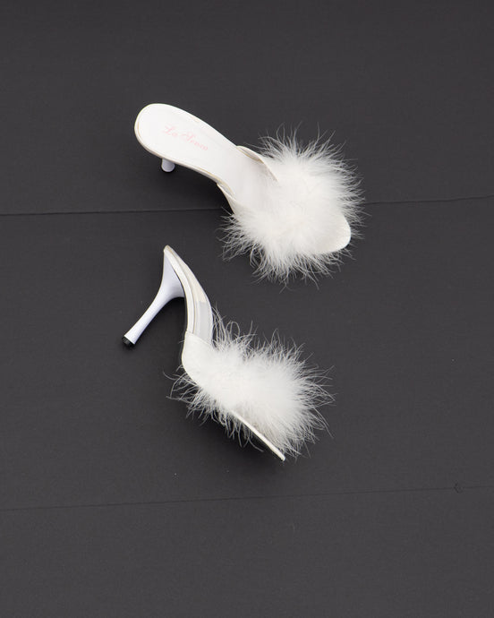 Vintage x La Senza White Feather Stilettos (8.5, 9)