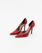 Load image into Gallery viewer, Vintage x ALDO Red Patent Pumps (6, 6.5)