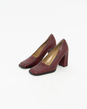 Load image into Gallery viewer, Vintage x TRANSIT Red Snakeskin Leather Chunky Heels (8, 8.5)