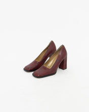 Load image into Gallery viewer, Vintage x TRANSIT Red Snakeskin Leather Chunky Heels (8, 8.5)