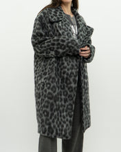 Load image into Gallery viewer, MICHAEL KORS x Grey Leopard Fuzzy Wool-Blend Jacket (XS-M)