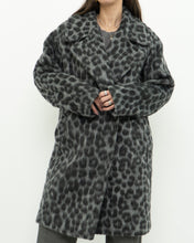 Load image into Gallery viewer, MICHAEL KORS x Grey Leopard Fuzzy Wool-Blend Jacket (XS-M)