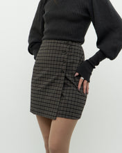 Load image into Gallery viewer, Vintage x Made in Canada x JACOB Deadstock Grey Plaid Mini Skirt (XS)