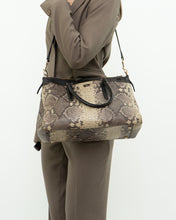 Load image into Gallery viewer, COACH x Snakeskin Leather Purse