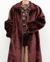 Load image into Gallery viewer, Vintage x Burgundy Velvet Reversible Coat (S-XL)