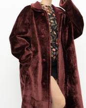 Load image into Gallery viewer, Vintage x Burgundy Velvet Reversible Coat (S-XL)