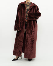 Load image into Gallery viewer, Vintage x Burgundy Velvet Reversible Coat (S-XL)