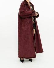 Load image into Gallery viewer, Vintage x Burgundy Velvet Reversible Coat (S-XL)