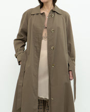 Load image into Gallery viewer, Vintage x Made in Canada x Aquascutum of London Mocha Trench (XS)