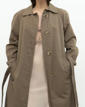 Load image into Gallery viewer, Vintage x Made in Canada x Aquascutum of London Mocha Trench (XS)