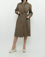 Load image into Gallery viewer, Vintage x Made in Canada x Aquascutum of London Mocha Trench (XS)