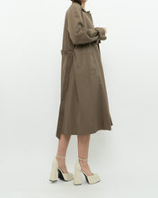 Load image into Gallery viewer, Vintage x Made in Canada x Aquascutum of London Mocha Trench (XS)