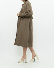 Load image into Gallery viewer, Vintage x Made in Canada x Aquascutum of London Mocha Trench (XS)