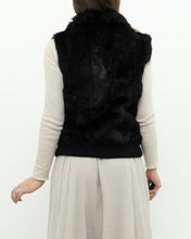 Load image into Gallery viewer, Vintage x Made in Italy x Black Fur Vest (S, M)