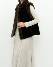 Load image into Gallery viewer, Vintage x CM FURS Black, Brown Fur Vest (XS-M)