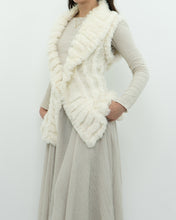 Load image into Gallery viewer, Vintage x Cream Knit Rabbit Fur Vest (M)