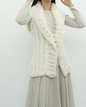 Load image into Gallery viewer, Vintage x Cream Knit Rabbit Fur Vest (M)