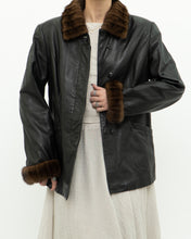 Load image into Gallery viewer, Vintage x Black Butter Leather Faux Fur Trimmed Jacket (XS-M)