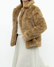 Load image into Gallery viewer, SUNDAY BEST x Beige Faux Fur Cropped Jacket (XS-M)