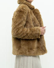 Load image into Gallery viewer, SUNDAY BEST x Beige Faux Fur Cropped Jacket (XS-M)