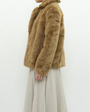 Load image into Gallery viewer, SUNDAY BEST x Beige Faux Fur Cropped Jacket (XS-M)